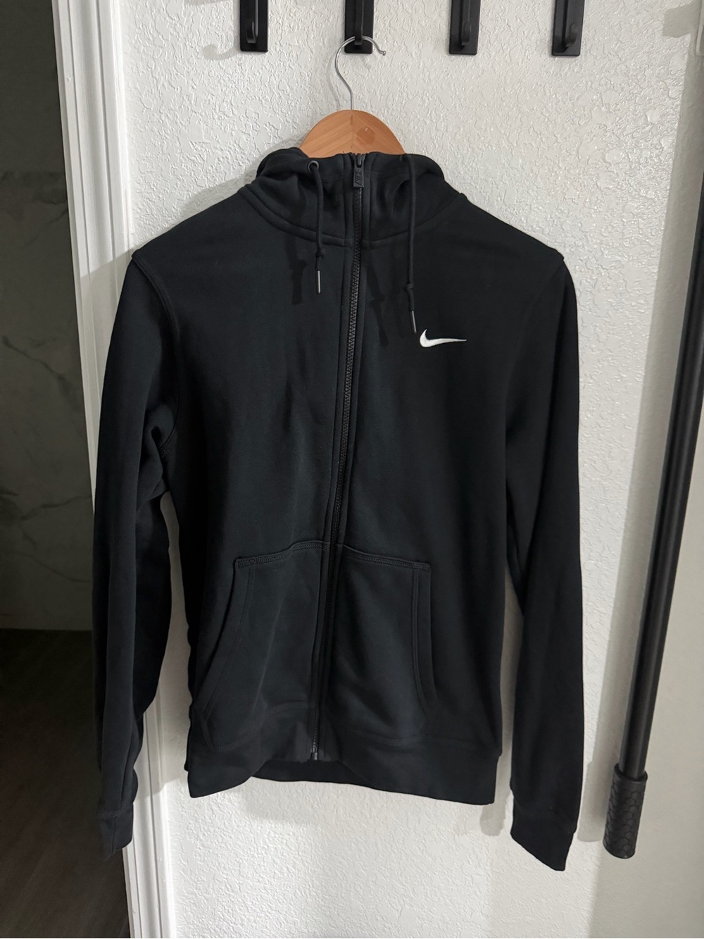Nike Black Hooded Full-Zip Jacket with White Swoosh Small EUC Zip-UP Hoodie S